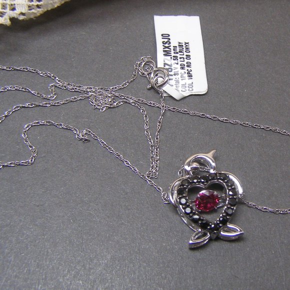 Sterling Slvr Ruby CZ Heart Bird Penguin Necklace - Picture 4 of 4